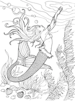 Meerjungfrau streckt sich zur Wasseroberfläche